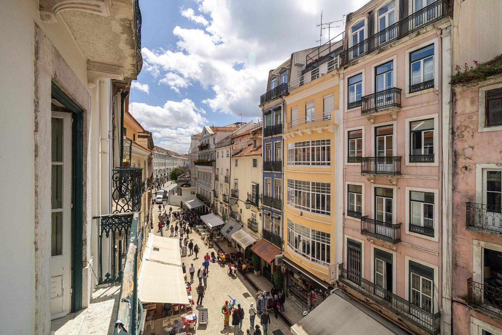 Feriehus Whome Lisbon's Heartbeat Your Premier Address For Explorers